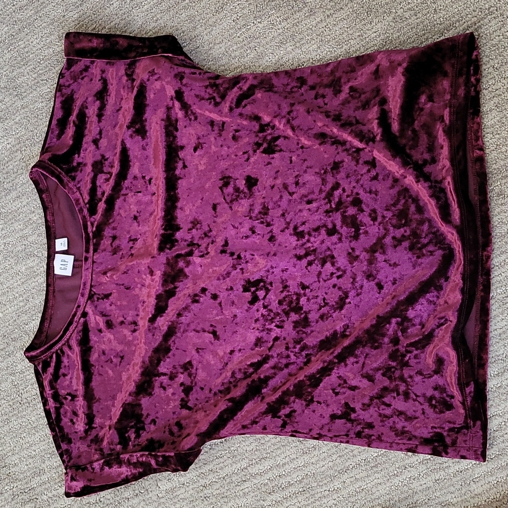 Gap velour purple shirt